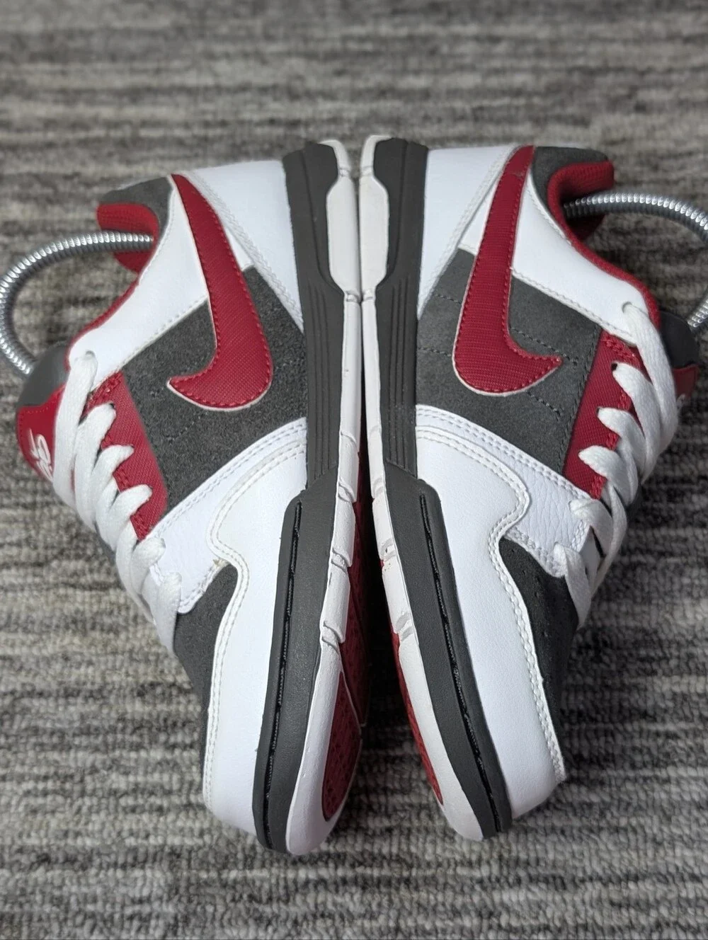 Nike 6.0 Mogan 2 Jr. Skate Shoe - Gray/Red - Size 4Y/6 Women - 386652-017